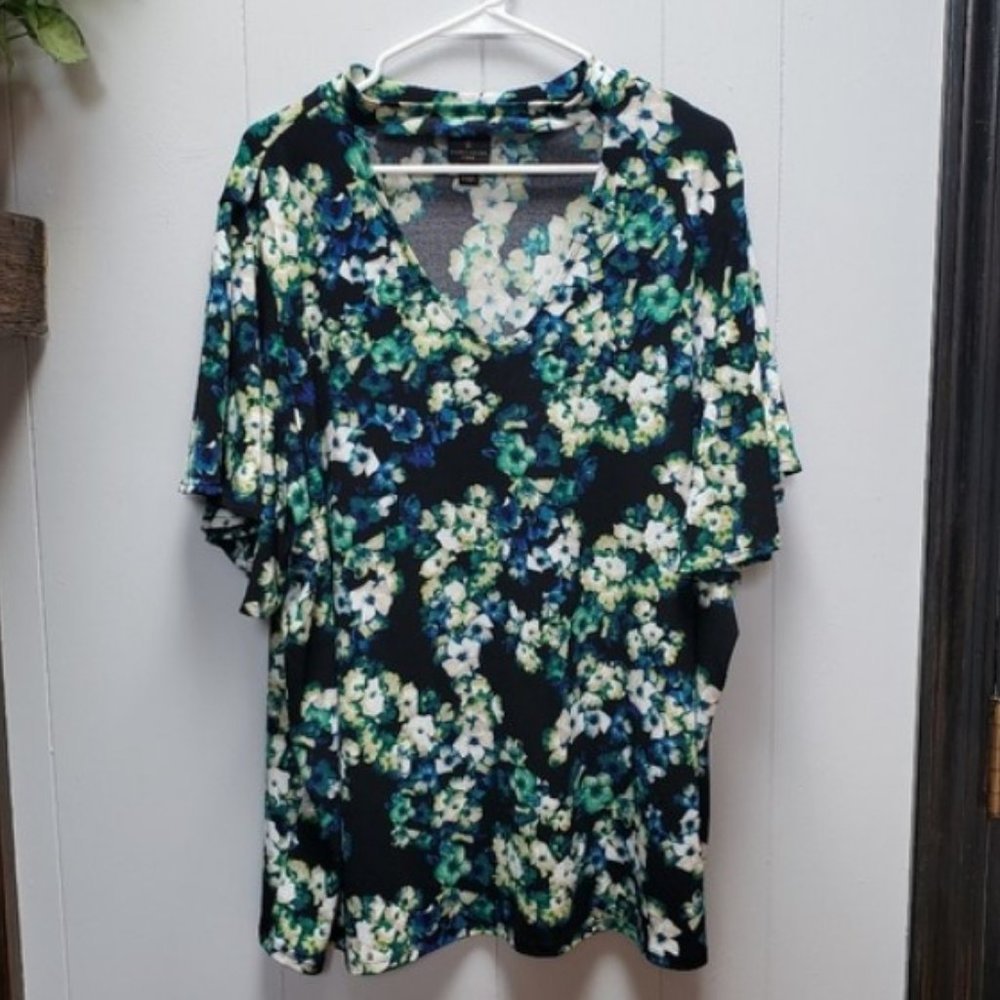 Worthington Choker Keyhole Flutter Sleeve Blouse
